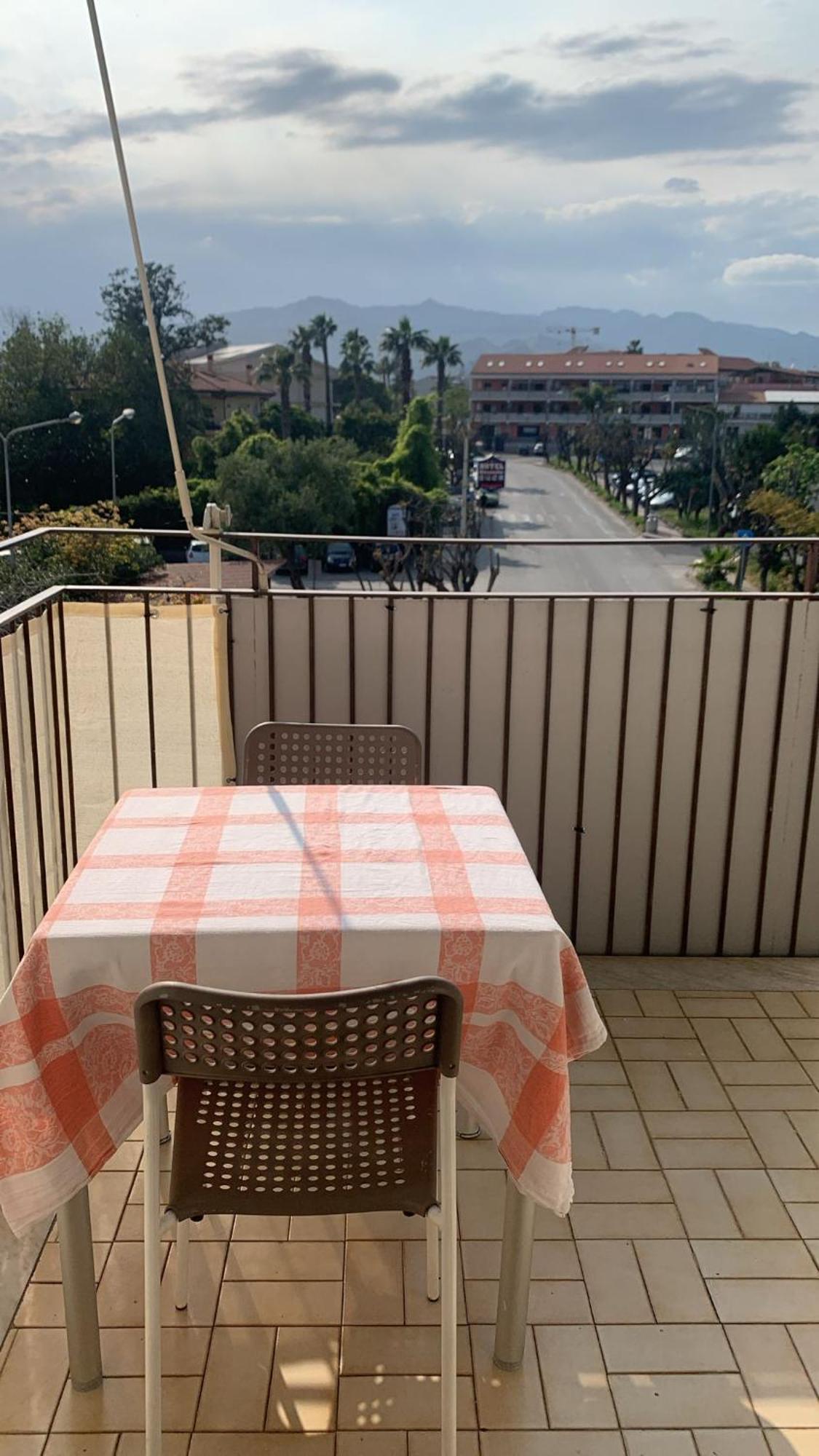 Home Zeus Giardini Naxos Eksteriør billede